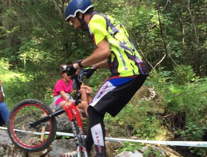 Santini vince a Pozza di Fassa bene i bikers targati Avis 
