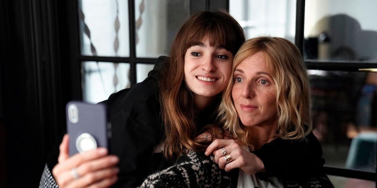 Porta la Gazzetta al Jolly ed entri gratis per vedere il film “Selfie di famiglia”