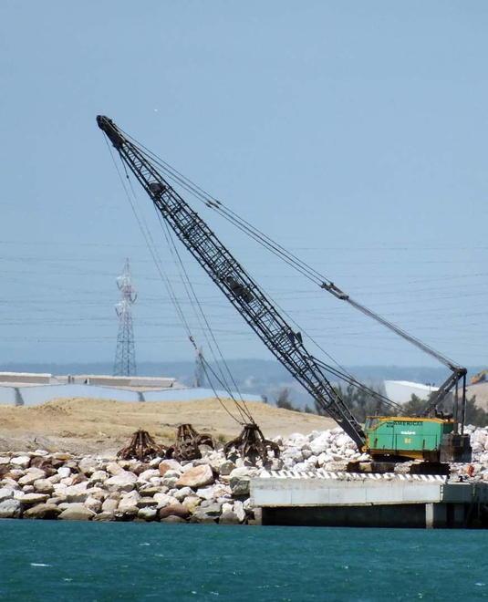 Sedici le aziende interessate alle nuove banchine del porto 