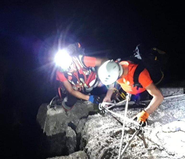 Scalatori stremati, salvati sul Monte Serra 
