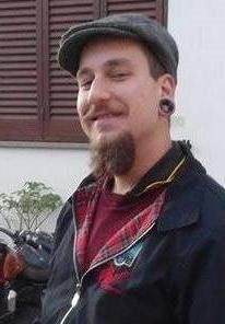Cadde dalla moto ed entrò in coma, ora torna alla vita 