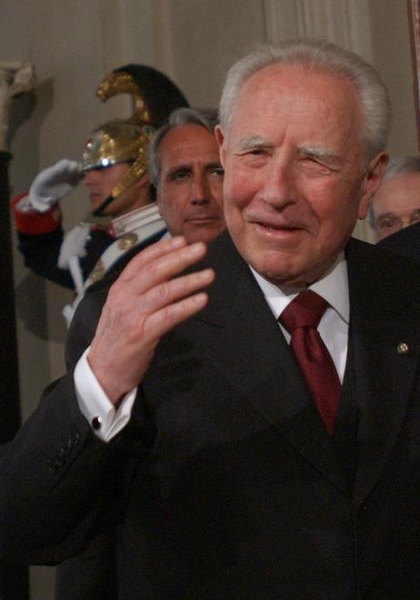Carlo Azeglio Ciampi a tre anni dalla morte la Rotonda in suo onore