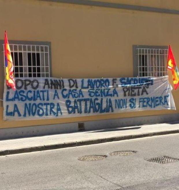 Precari Piaggio beffati: accuse al Decreto dignità 