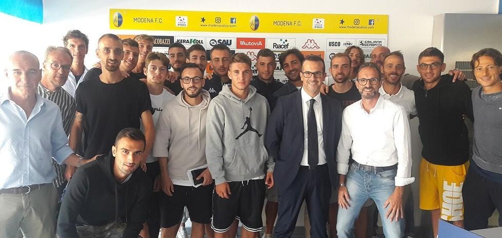 Lo stadio Braglia teatro dell’incontro tra canarini e l’Associazione Calciatori