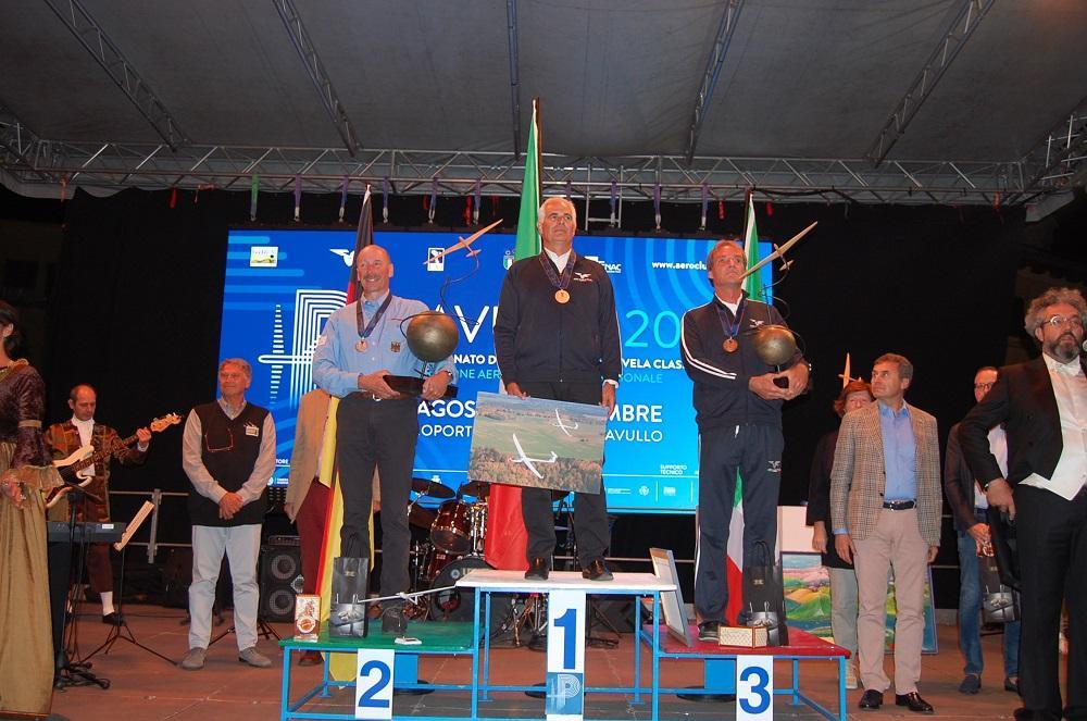 Pavullo, volo a vela: Italia campione del mondo