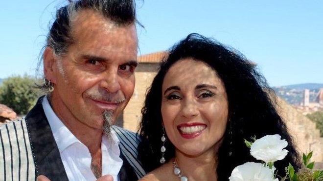 Gianna Fratta e Piero Pelù ieri sposi a Firenze