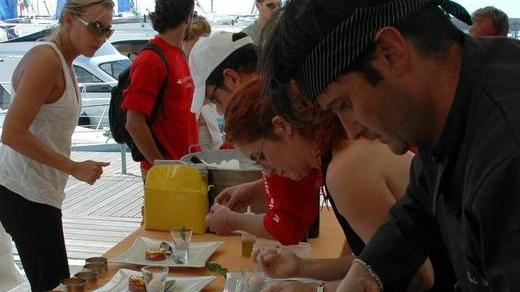 Rotta del vino e dell’olio Così si cucina una regata