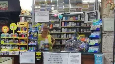 Resta senza lavoro e armato di coltello tenta una rapina: "Così l'ho fatto scappare"