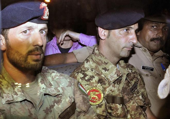 “Riportiamoli a casa” sabato corteo per i due marò 