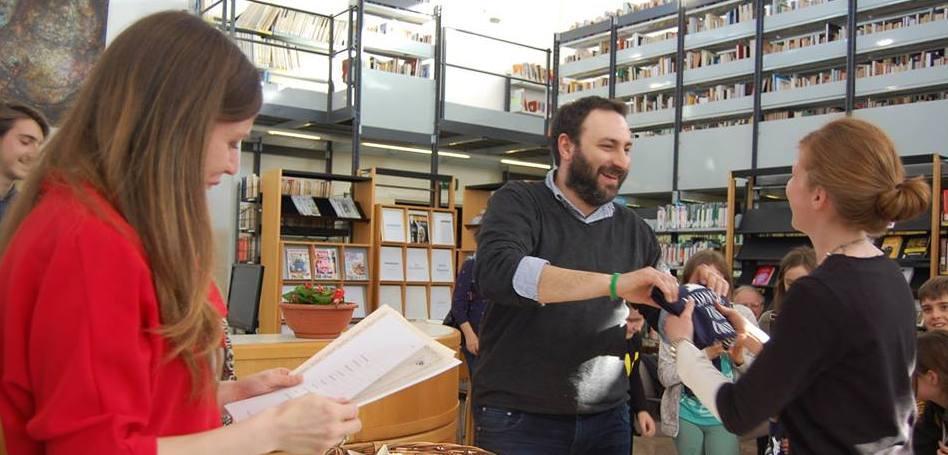 Biblioteca aperta anche al lunedì Servizi agli studenti 