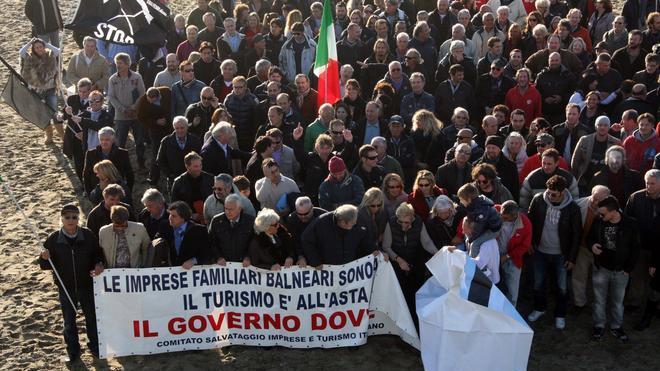 Balneari, tutti a Roma il 18 aprile per il no alle aste