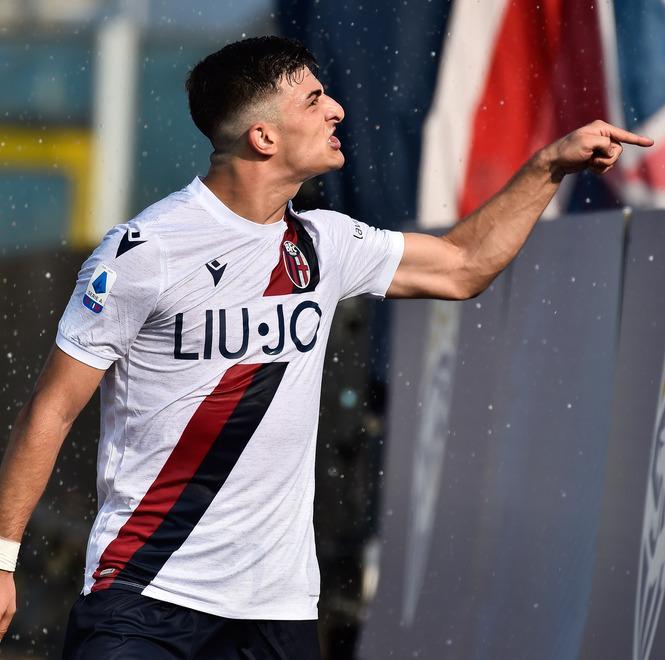 il bologna vola, la sampdoria a secco e cagliari rinasce