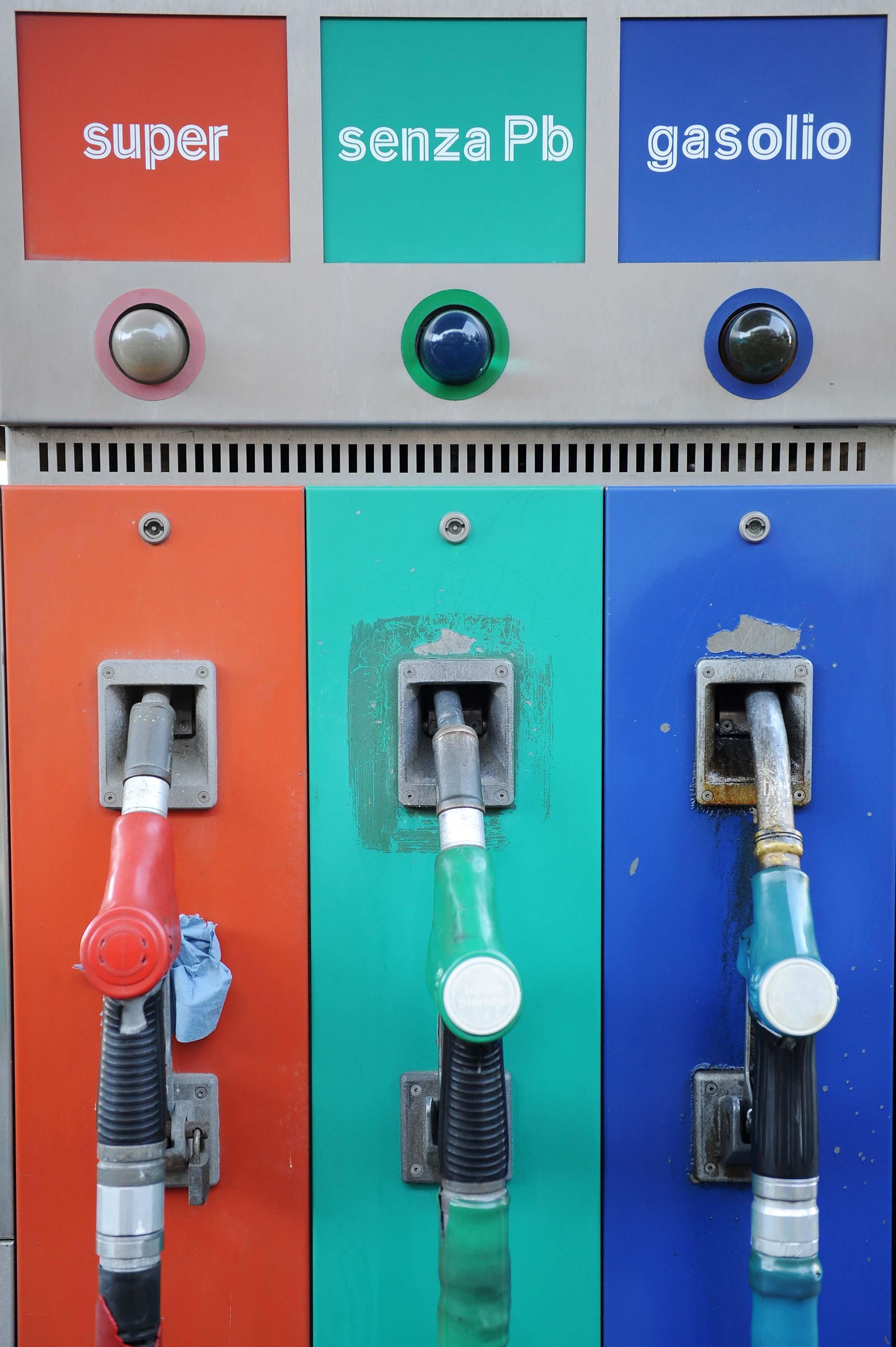 Impennata dei prezzi di carburante