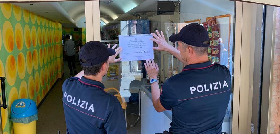Vendeva alcol a minori Il questore chiude un altro locale in centro 