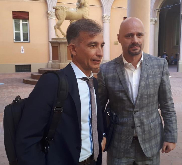 Difensori e pm si fronteggiano