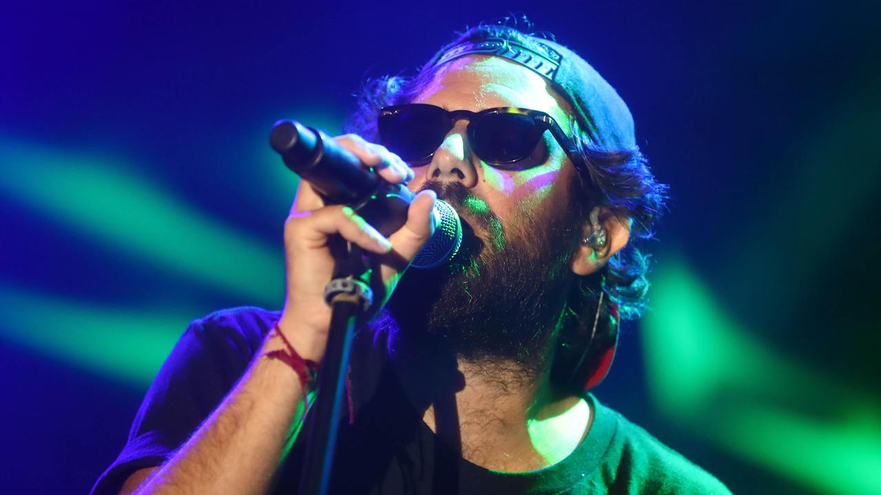 Destinazione Paradiso. Il frontman lascia la band: continuerà da solo