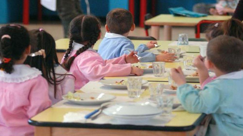 Scuola, ecco i costi della mensa. E arrivano nuovi menù