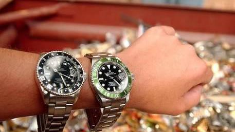 Orologi di lusso contraffatti: la guardia di finanza contro un'organizzazione con ramificazioni in varie parti d'Italia (Foto d'archivio)