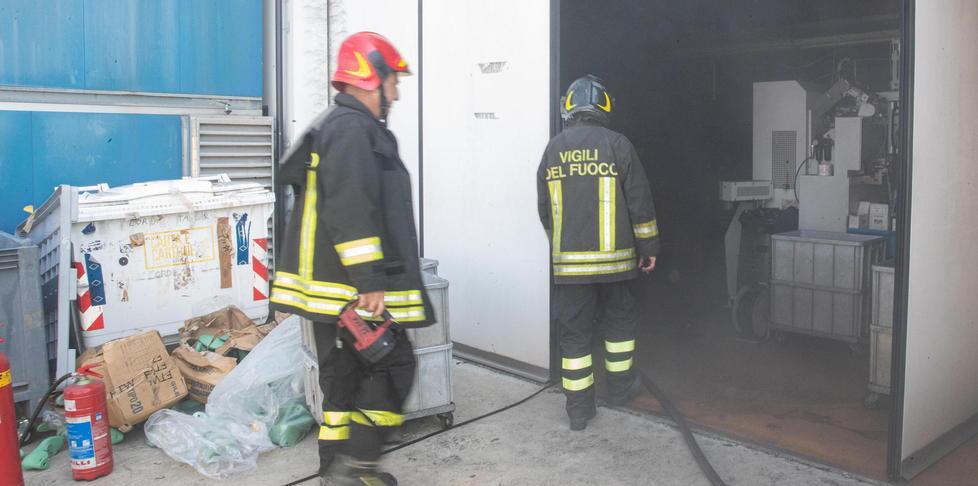 Fiamme alla Tailor Incendio provocato da un corto circuito 