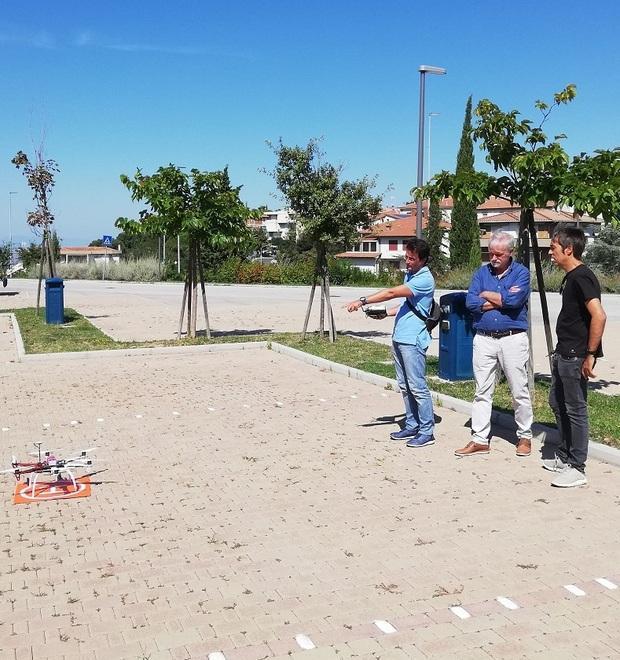 Due docenti del Santucci a scuola di drone