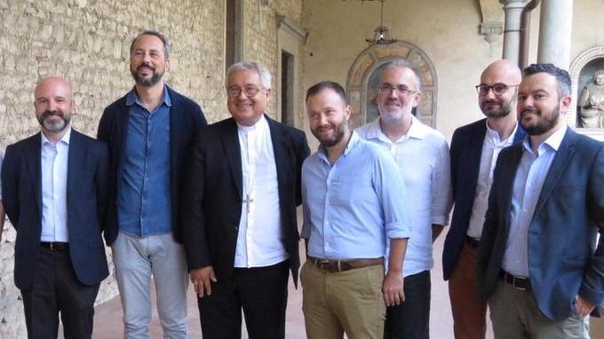 «Tutte le mattine all’alba prego lungo la ciclabile»