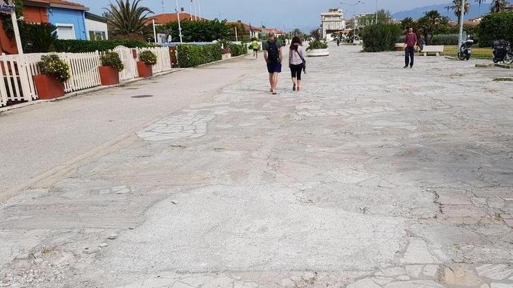Sulla Terrazza della repubblica torna la pietra originale e lavori ai primi del 2020