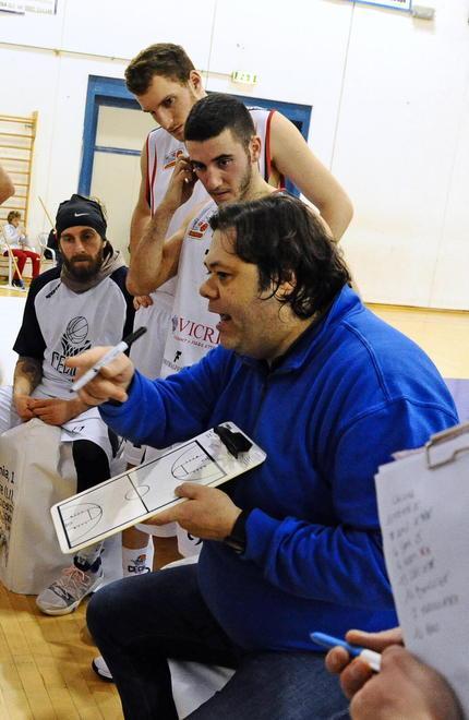 Basket Cecina, prove generali di campionato 