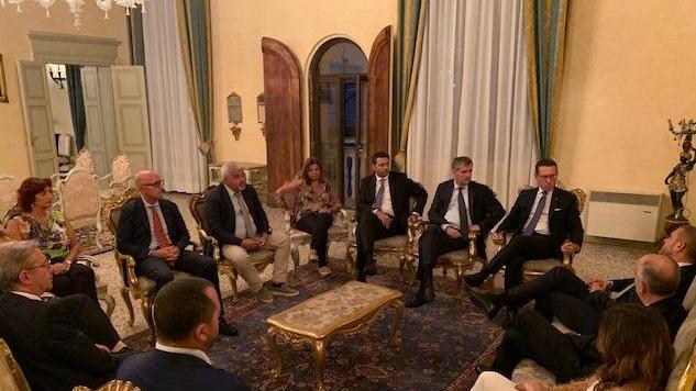 Rifiuti e attività illecite Il prefetto ha incontrato i parlamentari