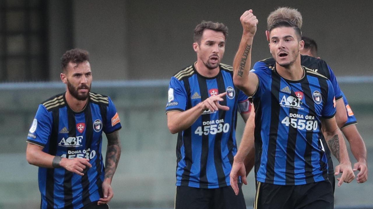 Marconi esulta dopo aver portato in vantaggio i nerazzurri