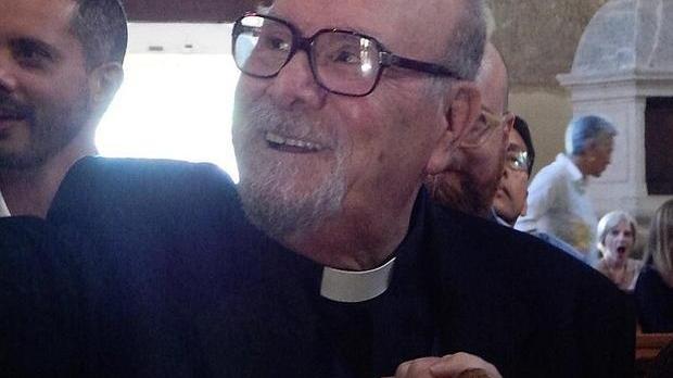 Addio a don Carmelo cappellano dei malati e sacerdote per 52 anni