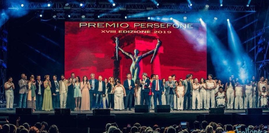Premio Persefone «Spesi 50mila euro senza un beneficio»