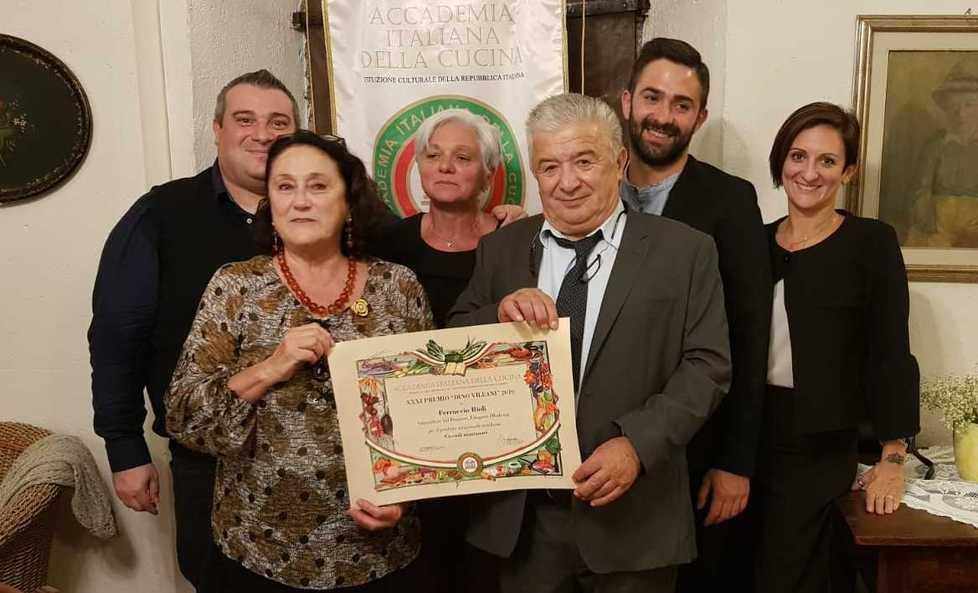 Al Salumificio Val Dragone premio dall’Accademia per i ciccioli montanari 