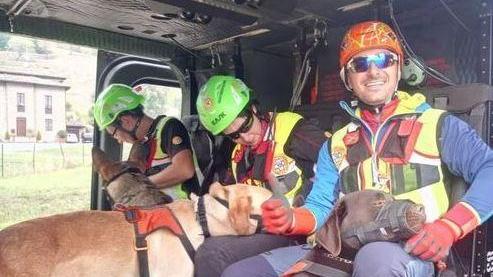 Soccorso Alpino e Aeronautica militare si esercitano insieme