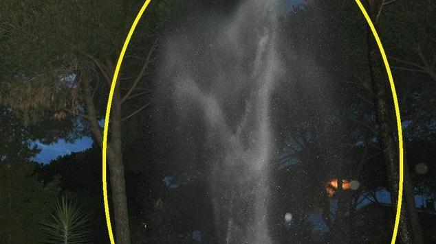 Getto d’acqua svetta per ore per un guasto improvviso
