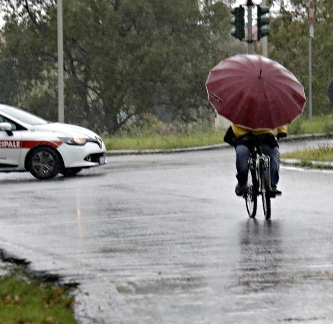 Allerta meteo, rinviati tutti gli eventi all’aperto 