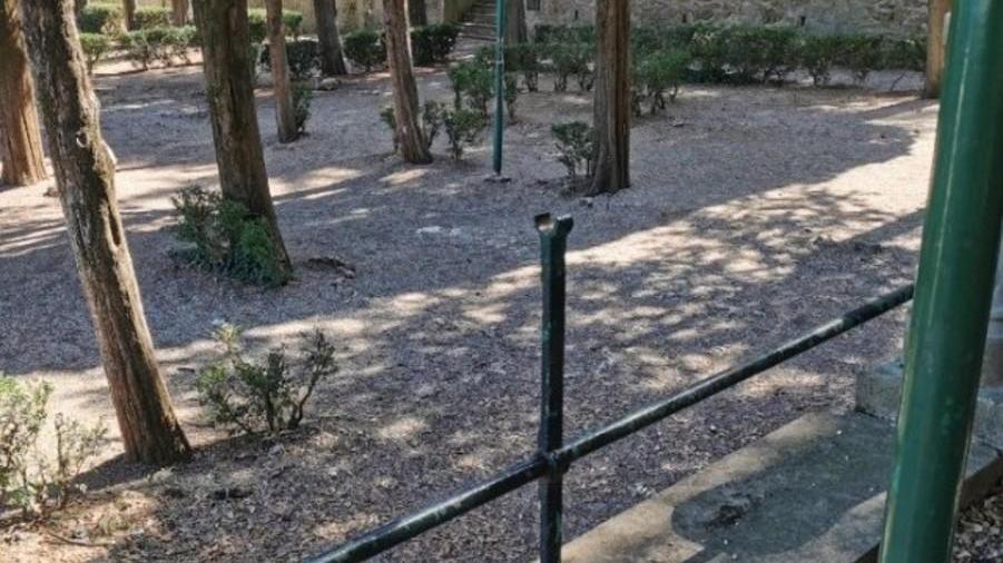 L’opposizione denuncia il degrado al Parco della Rimembranza
