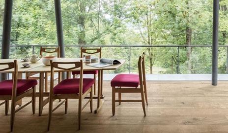 Nuova collezione in grès effetto legno