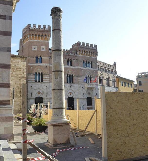 Via ai lavori per la rampa del Duomo 