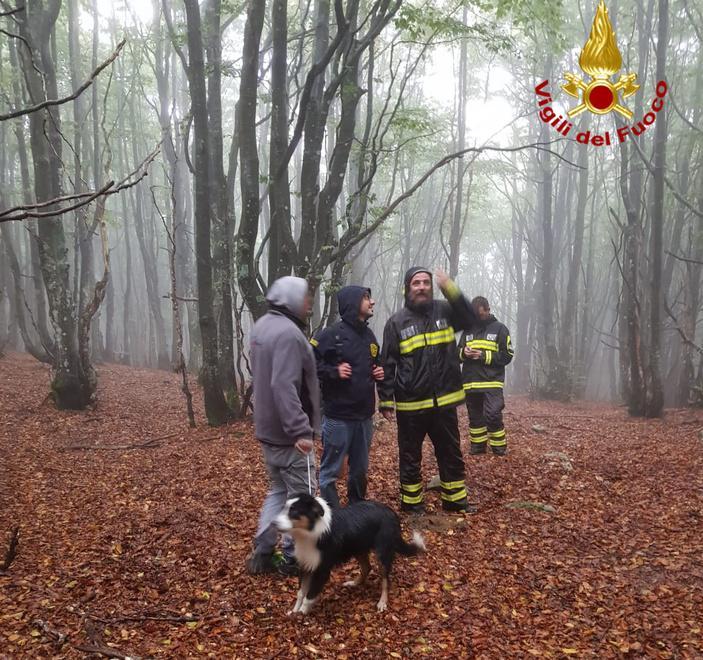 Si perdono a quota 1500 metri salvati dai vigili del fuoco 