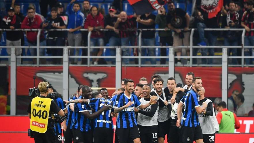 Effetto Conte: l’Inter è già ai suoi piedi E i tifosi sono con lui