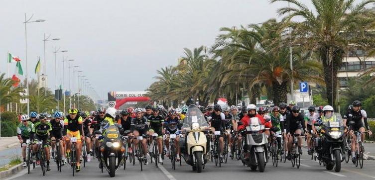 Dalla Gran Fondo della Versilia la campagna per la sicurezza in bici