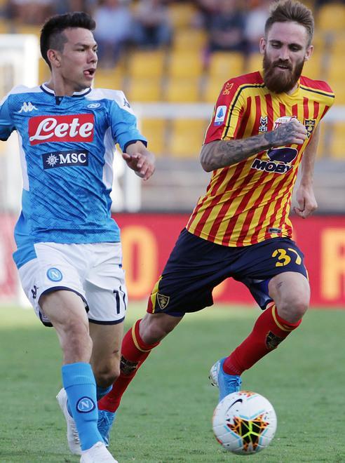 Napoli: poker a Lecce Si rialza la Sampdoria