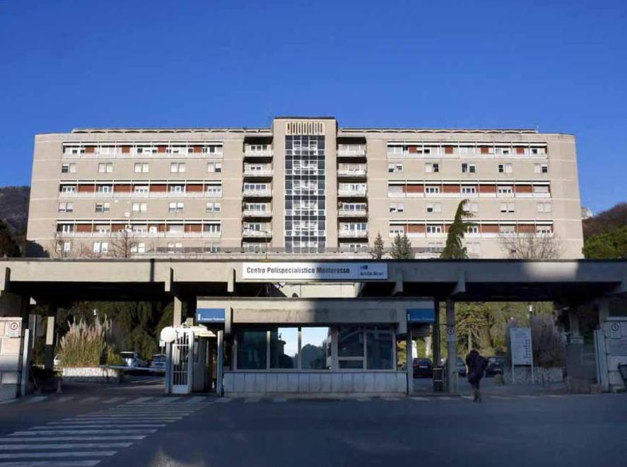 Monoblocco, «no alla demolizione» E intanto oggi presidio sotto il Comune 