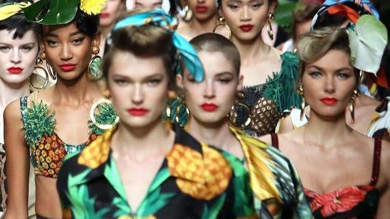 Moda 2019/2020 La risalita sui tacchi e il pianeta da salvare