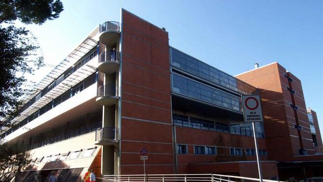 Infezione mortale dopo l'intervento, scattano 37 avvisi di garanzia
