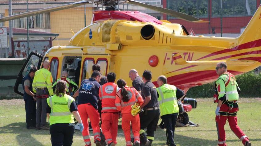 Ricoverato a Pisa dopo un volo di 8 metri dal tetto di un capannone