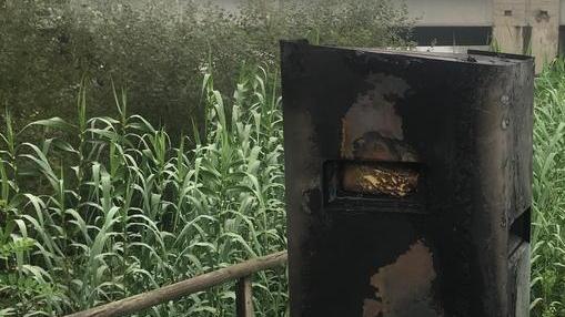 Danno alle fiamme uno degli autovelox lungo la superstrada
