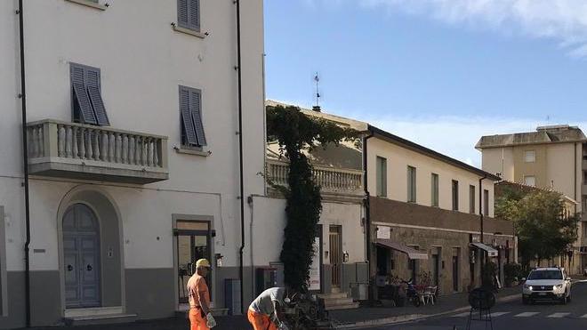 Debutto amaro per la ztl di Venturina: ai commercianti non piace