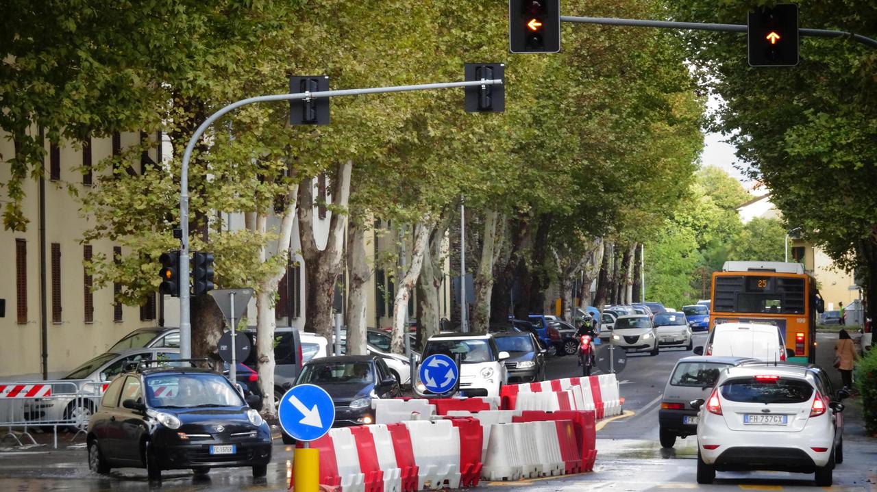 Traffico, arriva la cura a base di rotatorie. Ne spunteranno due in viale Matteotti