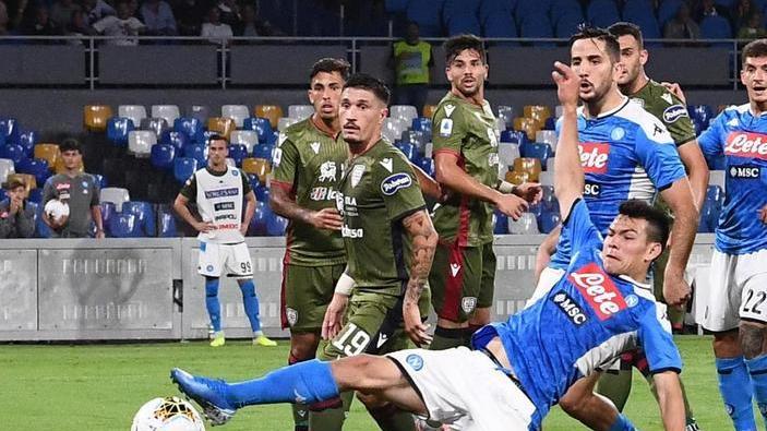 A Napoli la rivoluzione di Castro Un grande Cagliari gela Ancelotti